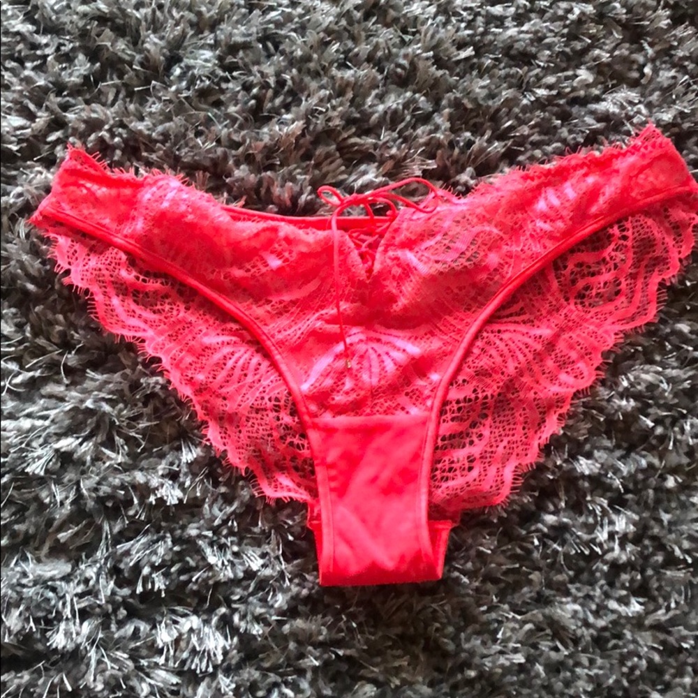Very Sexy Cheekini Panty